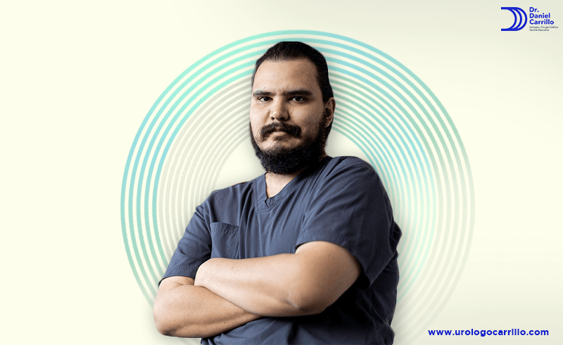 Dr. Daniel Carrillo, médico urólogo